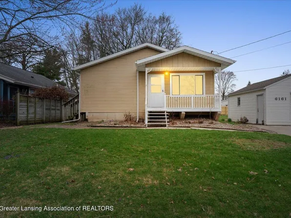6161 Foster Dr, Haslett, MI 48840
