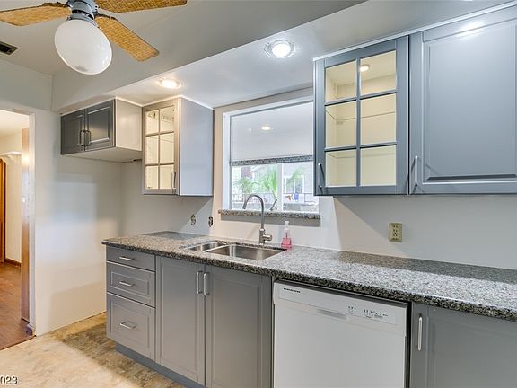2nd image of 1306 Darmak Dr