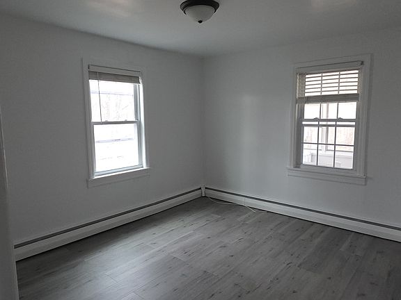 4th image of 3527 Stony St APT 4