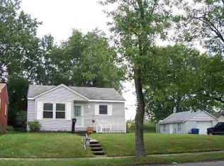 520 Beacon Rd, Newark, OH 43055