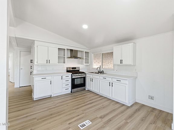 4th image of 3524 E Avenue R Space 243