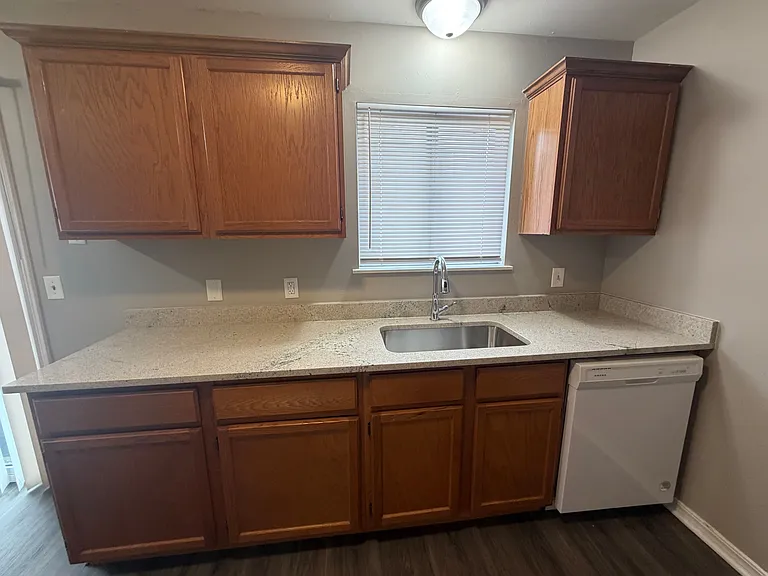 7210 S 66th East Ave — Photo 8