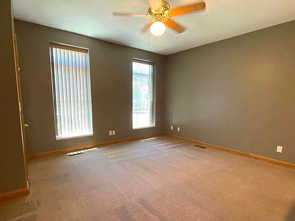 4th image of 1219 Maine St #1