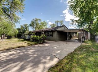 3202 Grandview Dr, Rapid City, SD 57701