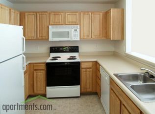 925 Sherrylynn Blvd APT 13, Pleasant Hill, IA 50327