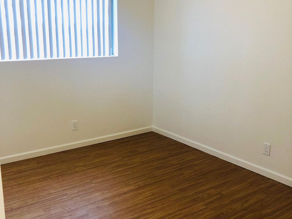 1st image of 4443 Campus Ave APT 6