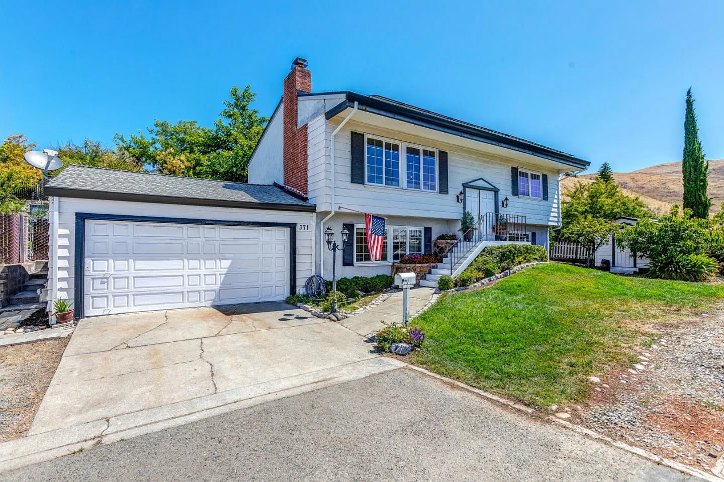 371 Monte Carlo Ave photo 1