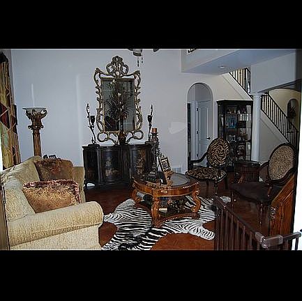 3rd image of 9288 Laurel Hill Dr