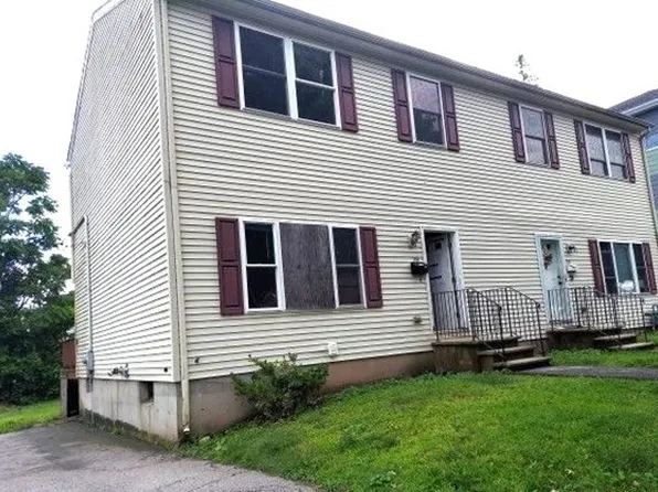 29-29A Standish St, Worcester, MA 01604