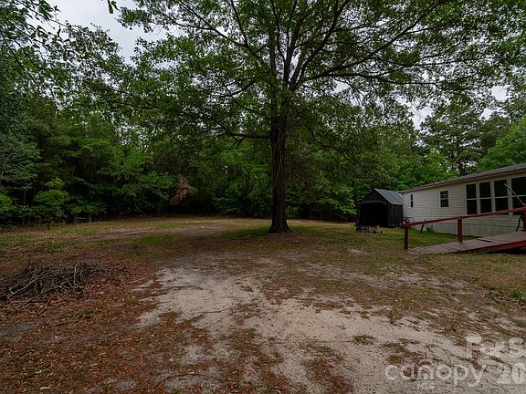 5th image of 3133 Magnolia Rd
