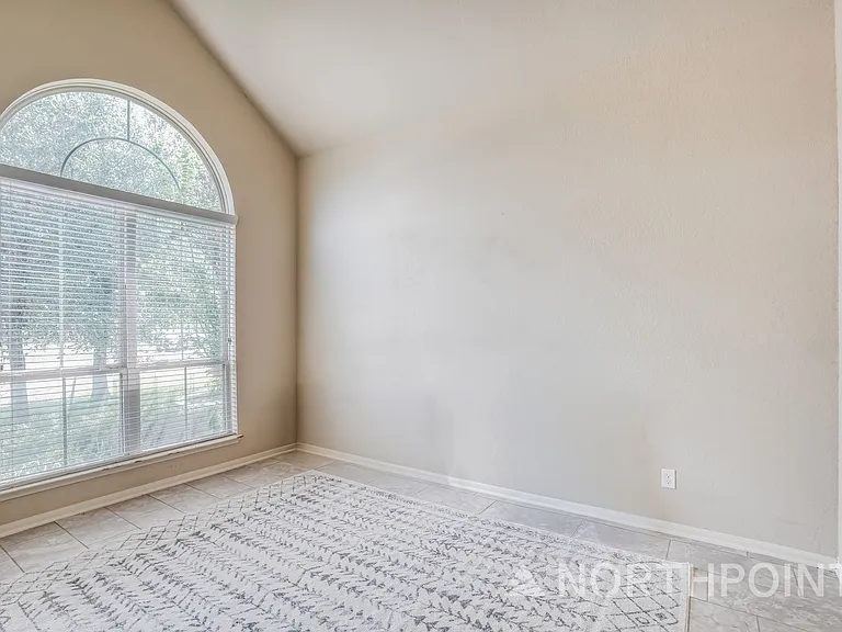 4031 Guild Meadows Dr — Photo 10