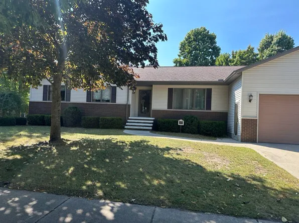 360 N Lawn St, Alpena, MI 49707