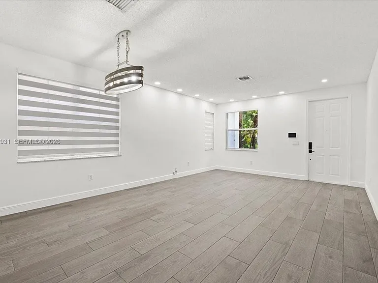5014 SW 155th Ter #5014 — Photo 34