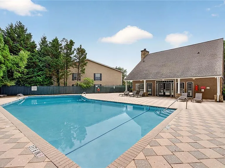 3140 Seven Pines Ct #106 — Photo 32