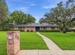 228 Sagecrest, Hollywood Park, TX 78232
