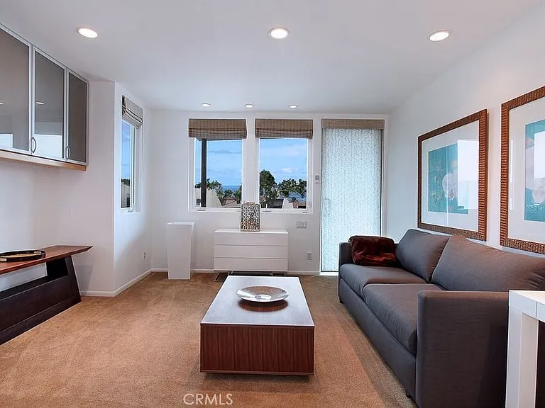 326 Loma Ter — Photo 7
