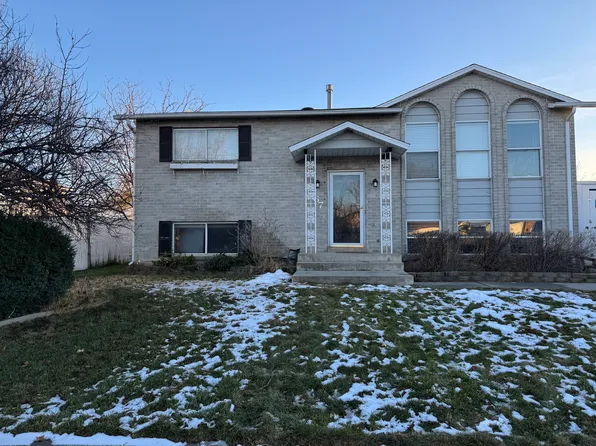 3767 W 4850 S, Roy, UT 84067