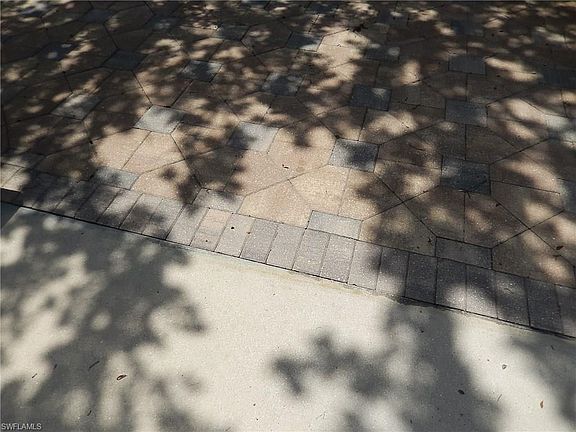 5th image of 529 Shipwreck Ln