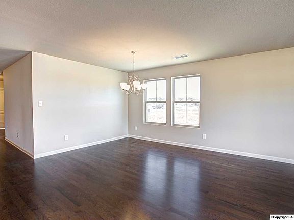 5th image of 2458 Belltown Dr SW