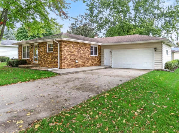 430 Dale DRIVE, Burlington, WI 53105