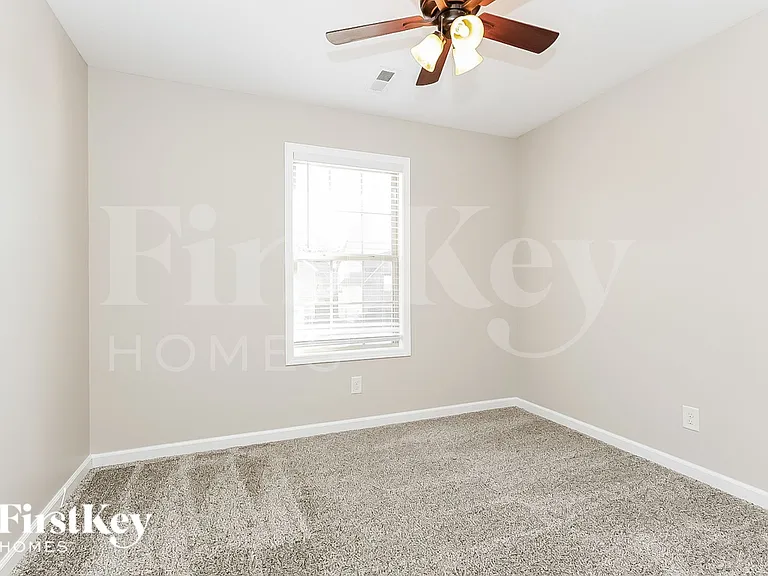 1458 Raven Rd — Photo 12