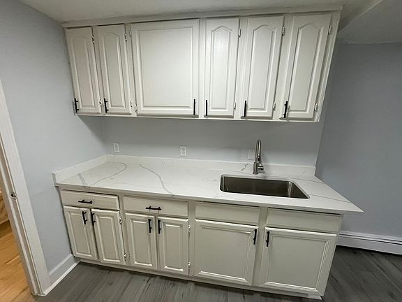 2nd image of 13 Union St