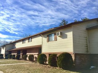 6067 In The Pines Dr SE #9201426, Grand Rapids, MI 49548