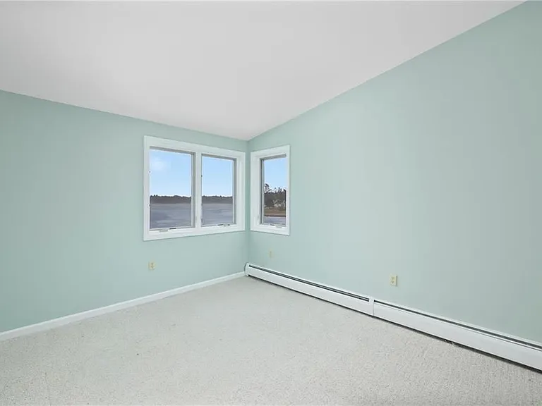 79 Boyce Ave — Photo 25