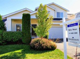 934 242nd Ct SE, Sammamish, WA 98075