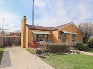 7852 22nd Ave, Kenosha, WI 53143