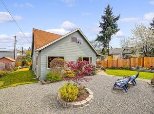 9034 21st Ave SW, Seattle, WA 98106