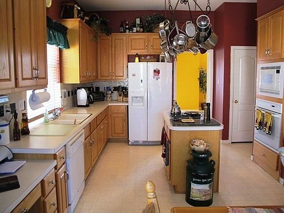 5th image of 1404 Glasgow Ln