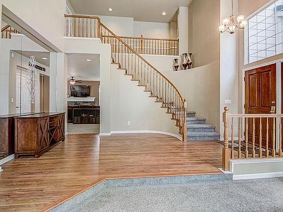 4th image of 2311 Heron Ct