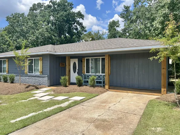 711 Quinn St, Hattiesburg, MS 39401
