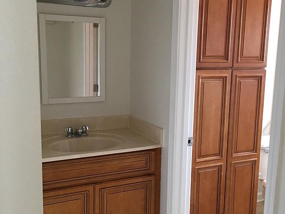 4th image of 5569 Jordan Dr APT A