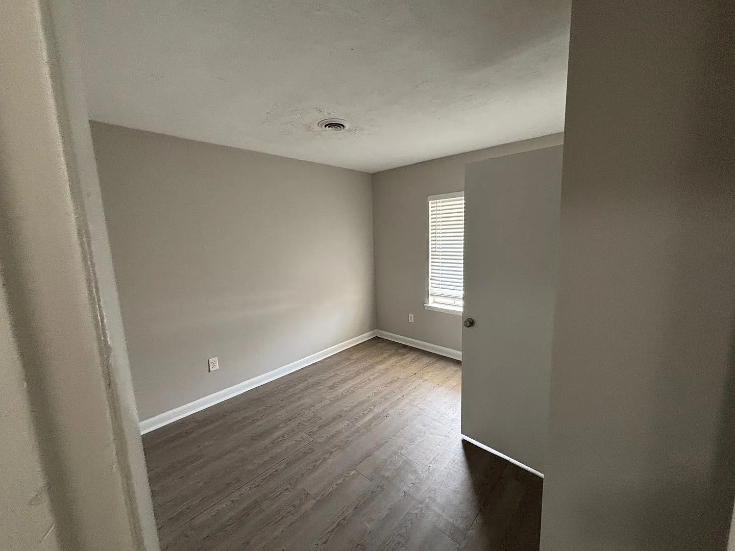 Watson Place — Photo 3
