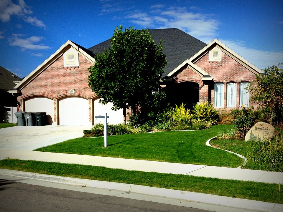 1st image of 10046 S Copper King Ln