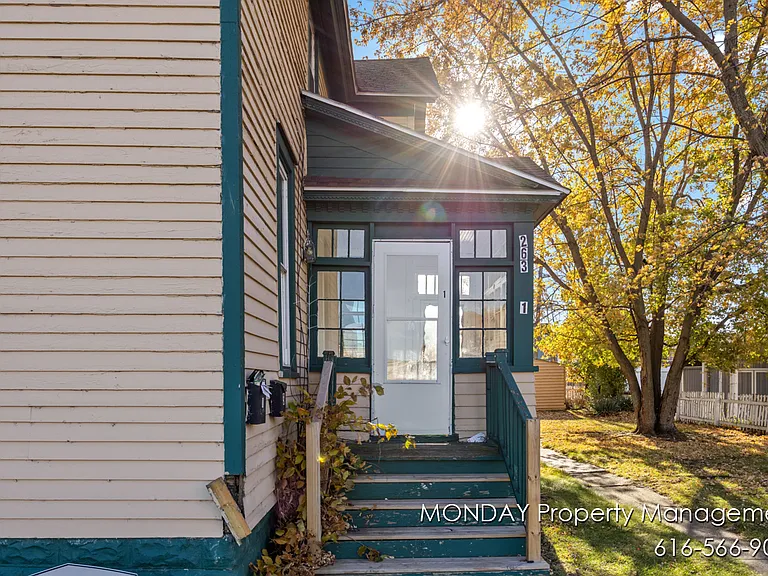 263 W Muskegon Ave #1 — Photo 16