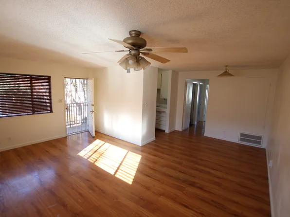 2701 Bidwell St APT 4, Davis, CA 95618