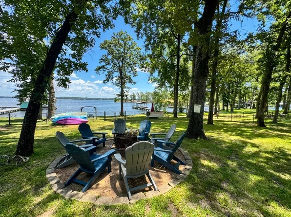 22019 Brierwood Dr, Frankston, TX 75763