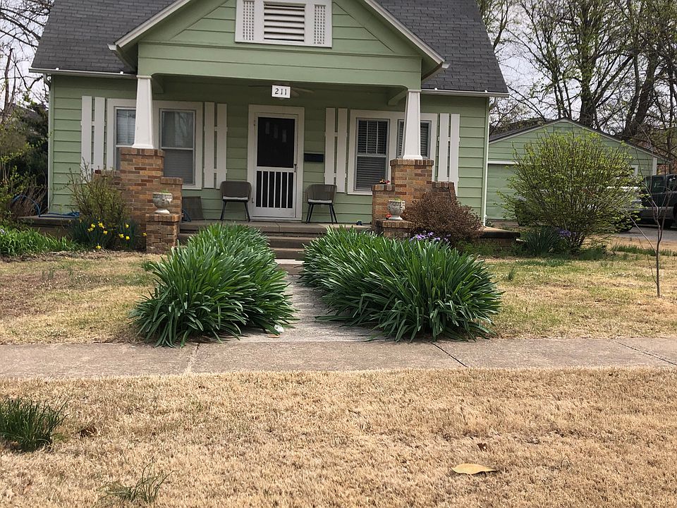 Front of house in the spring.