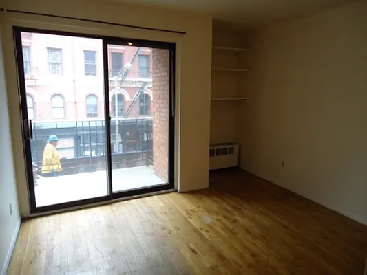 Rented by Village Living Realty | media 14