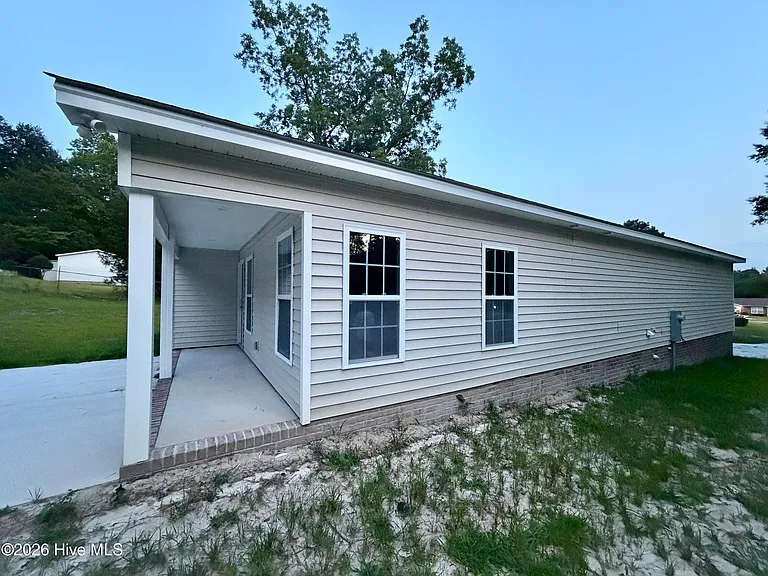 6735 Hill St — Photo 6