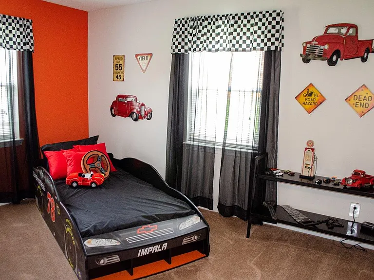 Vista Villa Apartment Homes — Photo 22