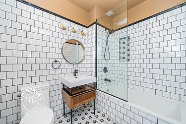 Rented by MySpaceNYC