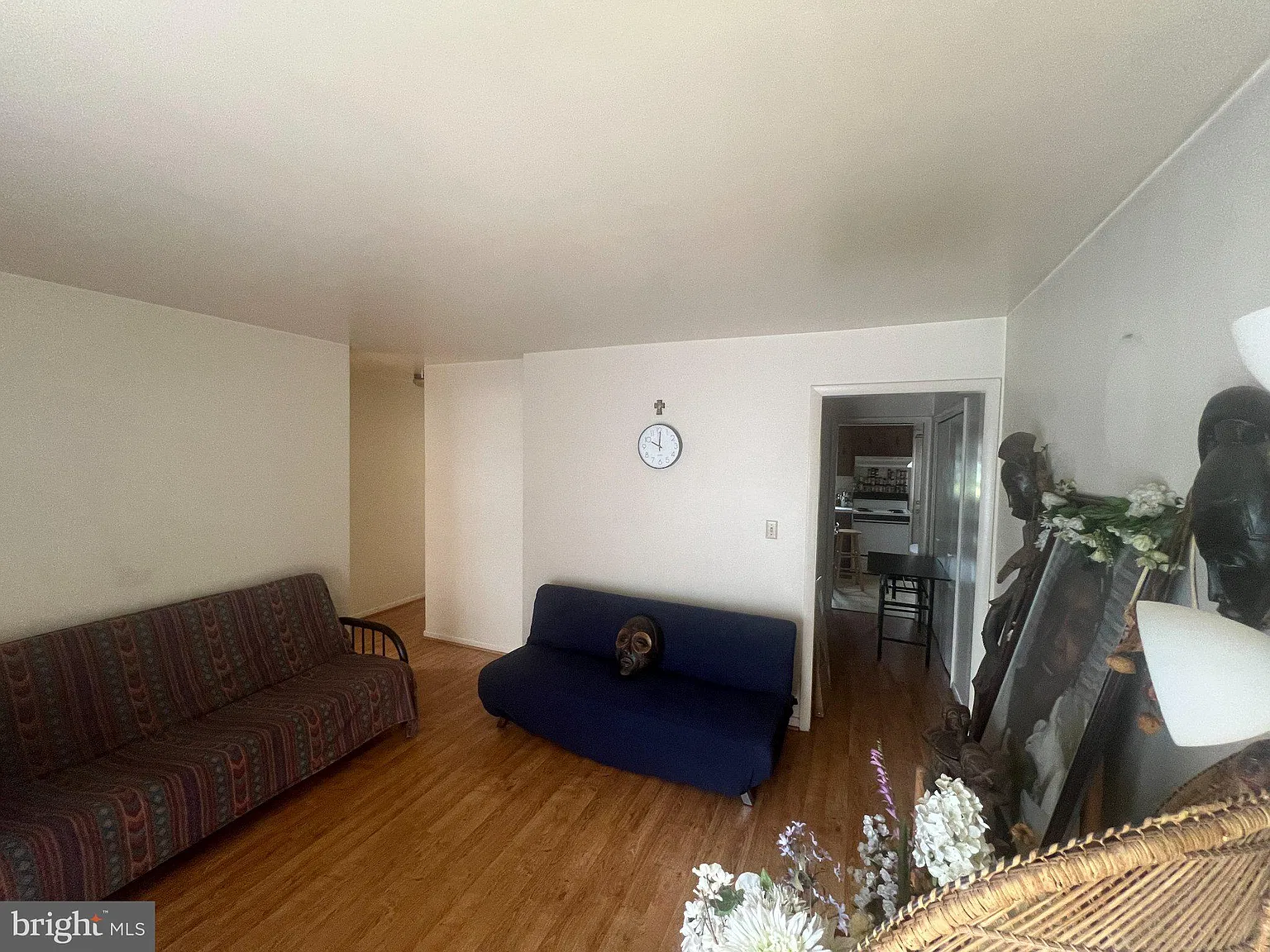 2 bed, 1.0 bath, 900 sqft, $1,550 — Photo 2