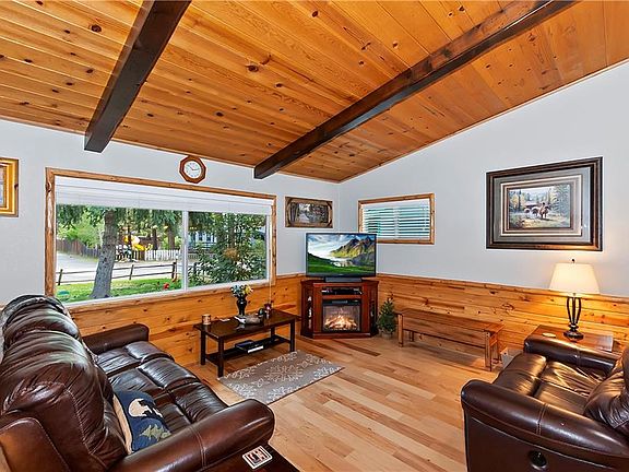 2nd image of 1087 Gold Mountain Dr