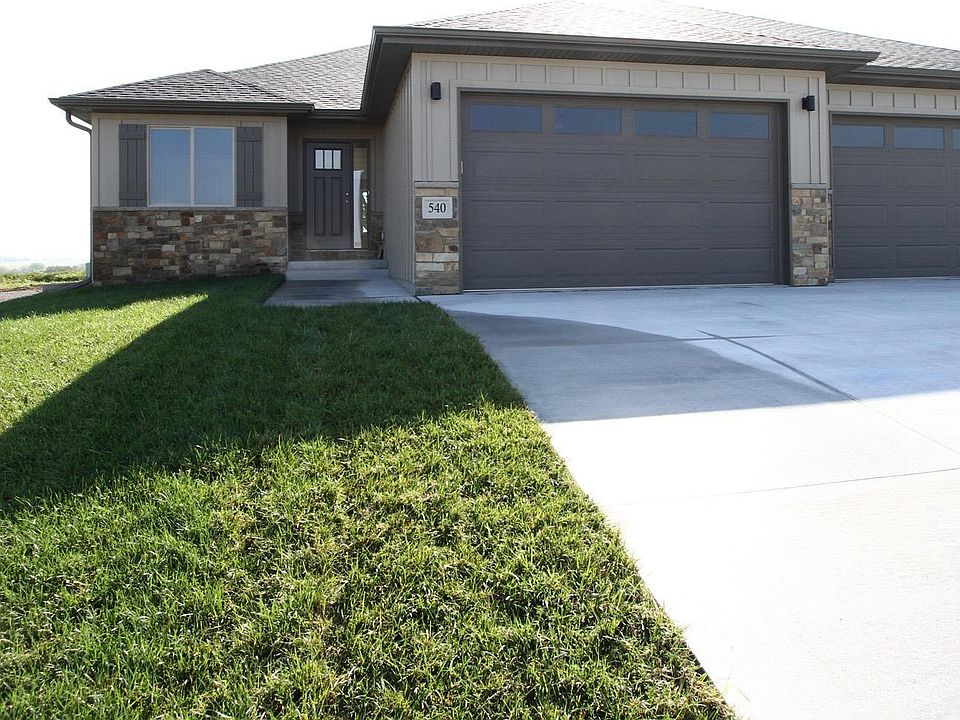 1st image of 540 N 108th St
