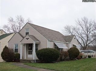 1300 Milford St NE, Canton, OH 44714