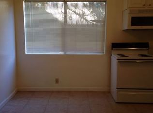 2117 22nd St APT 03, Sacramento, CA 95818